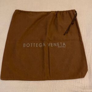 Bottega Veneta Made in Italy brown drawstring storage travel bag .